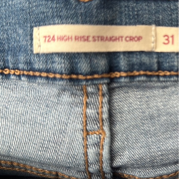 Levi’s 724 High Rise Straight Crop Distressed Light Blue Women's Jeans - Picture 3 of 5